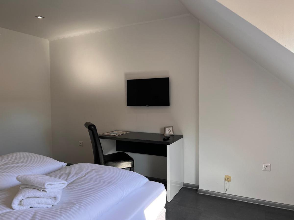 Dependance Patriot Trnava Hotell Exteriör bild