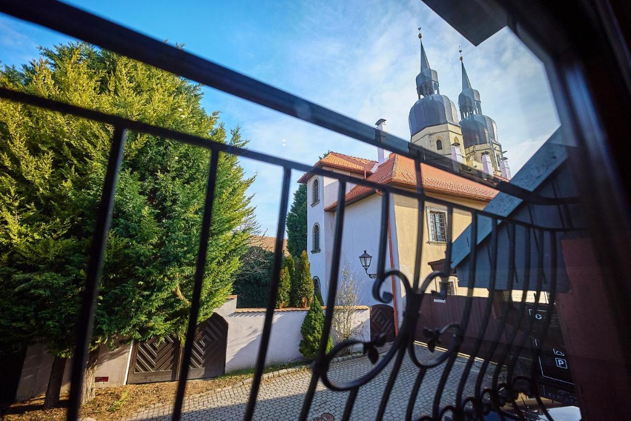 Dependance Patriot Trnava Hotell Exteriör bild